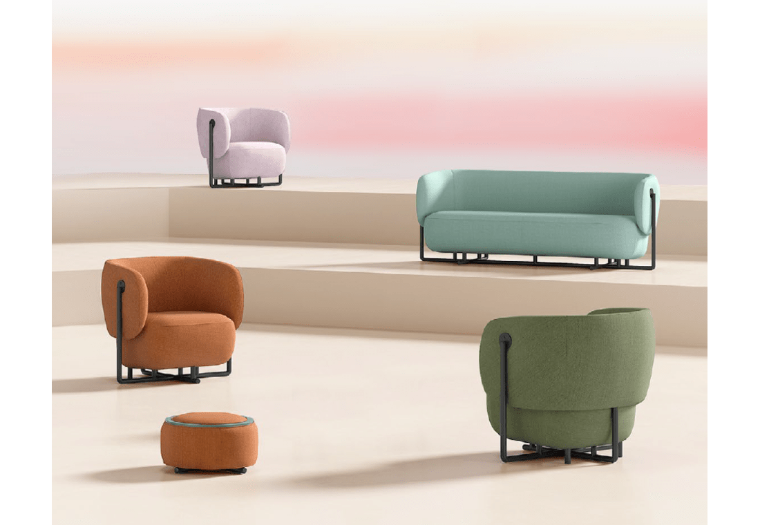 028